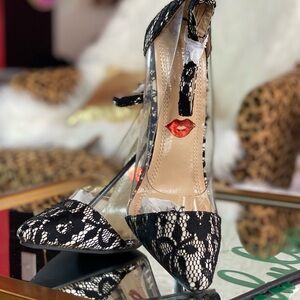 Chic Black Lace Women's Heels